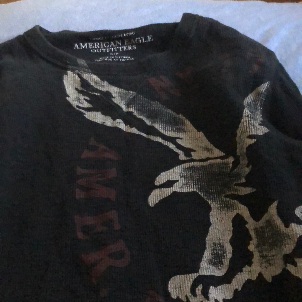 American Eagle long sleeve shirt
